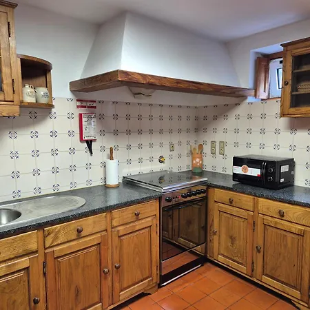 Casinha Do Pátio Nogueira do Cravo (Coimbra)